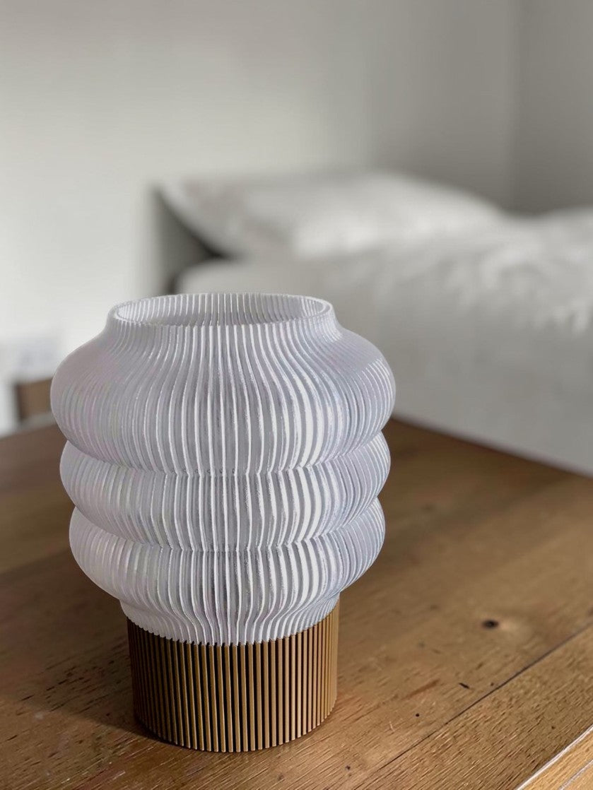Modern Şeffaf Dokulu Masa Lambası